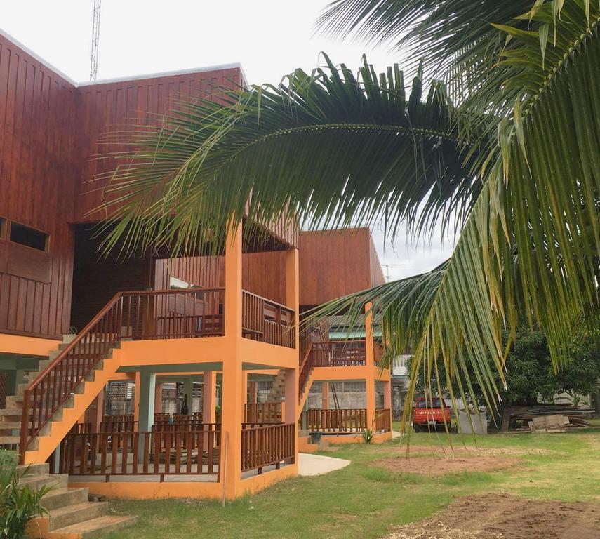 Saduemuenghomestay Phrae Bagian luar foto